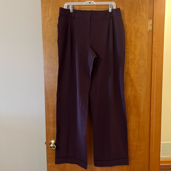 ST. JOHN COLLECTION Berrywood Purple Virgin Wool Dress Cuffed Pants NWT Size 16 - Picture 1 of 12